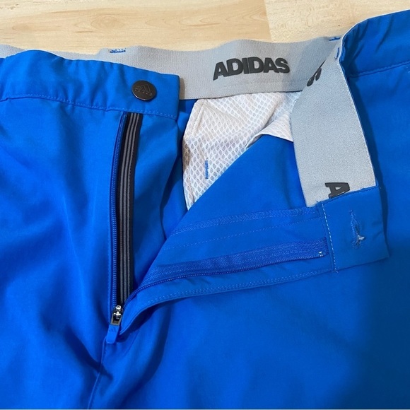 🛍️3/$30 Adidas women’s blue lightweight shorts in size 40 - Picture 4 of 11